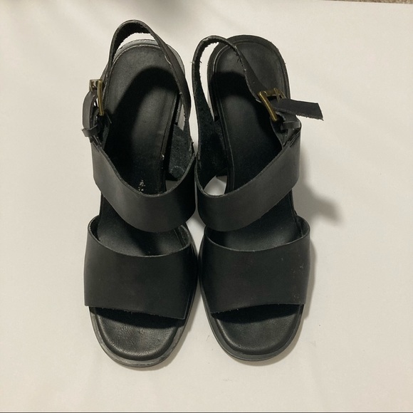 Black Strappy Heels - Sz 8 - Picture 2 of 3